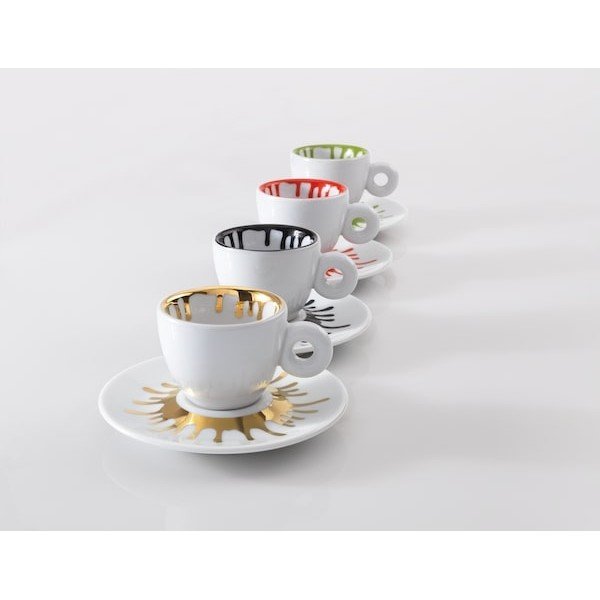 illy® Колекция Ai Weiwei – Сет от 4 чаши за еспресо - Смесвайки кафето с изкуството, illycaffè създава тази възхитителна най-нова колекция от дизайнерски чаши с помощта на художника Ai Weiwei. Сътрудничеството пристига като част от „Art Collection“ на ком illy® Колекция Ai Weiwei – Сет от 4 чаши за еспресо - Кeрамика, Порцелан и стъкло