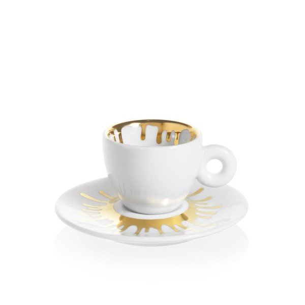 illy® Колекция Ai Weiwei – Сет от 4 чаши за еспресо - Смесвайки кафето с изкуството, illycaffè създава тази възхитителна най-нова колекция от дизайнерски чаши с помощта на художника Ai Weiwei. Сътрудничеството пристига като част от „Art Collection“ на ком illy® Колекция Ai Weiwei – Сет от 4 чаши за еспресо - Кeрамика, Порцелан и стъкло