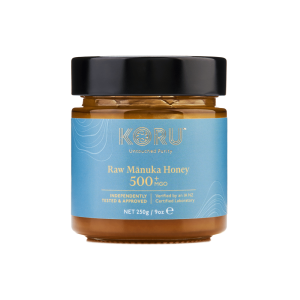 KORU Мед от манука 0.250 кг. MGO 500+ - KORU Мед от манука 0.250 кг. MGO 500+ Есенцията на непокътната природа Истинска дарба за сетивата, KORU Мед от манука е символ на лукса и неповторимата чистота, които може да бъде открити само в отдалечен KORU Мед от манука 0.250 кг. MGO 500+ - Подсладители