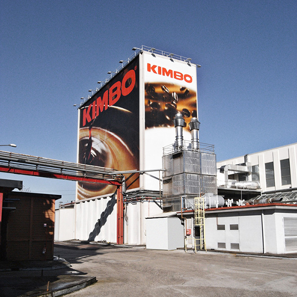 Кимбо е неаполитански производител на качествено кафе