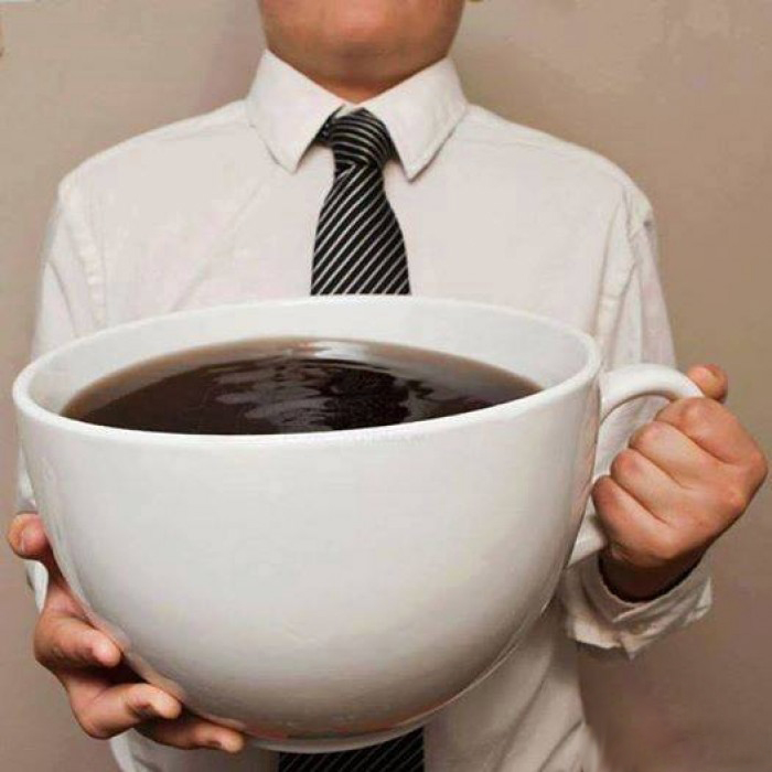 Идеята, че вече има определен брой чаши допустима консумация кафе за ден само привидно отговаря на въпроса за оптималната доза кафе на ден. 